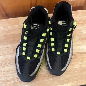 Men’s Nike Air Max